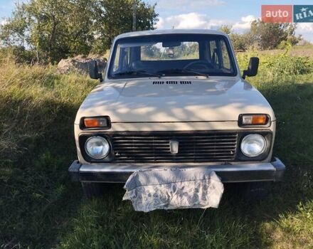 Бежевый ВАЗ 2121 Нива, объемом двигателя 1.6 л и пробегом 84 тыс. км за 2700 $, фото 10 на Automoto.ua
