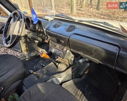 Бежевий ВАЗ 2121 Нива, об'ємом двигуна 1.57 л та пробігом 300 тис. км за 2500 $, фото 15 на Automoto.ua