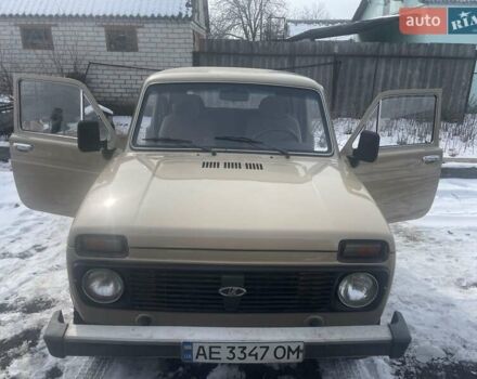 Бежевый ВАЗ 2121 Нива, объемом двигателя 1.6 л и пробегом 50 тыс. км за 3650 $, фото 2 на Automoto.ua
