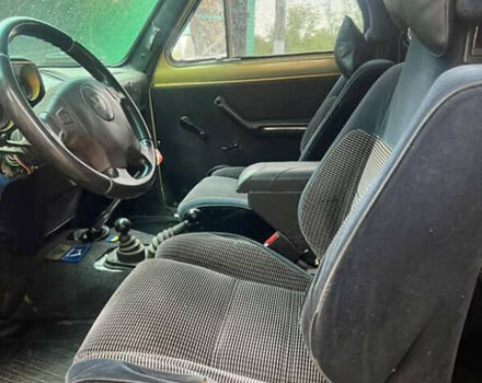 Бежевий ВАЗ 2121 Нива, об'ємом двигуна 1.45 л та пробігом 300 тис. км за 1300 $, фото 6 на Automoto.ua