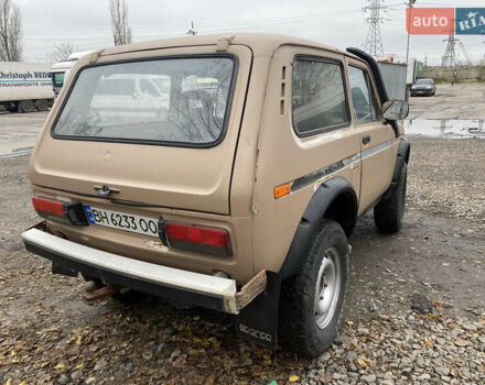 Бежевый ВАЗ 2121 Нива, объемом двигателя 1.57 л и пробегом 300 тыс. км за 1400 $, фото 7 на Automoto.ua