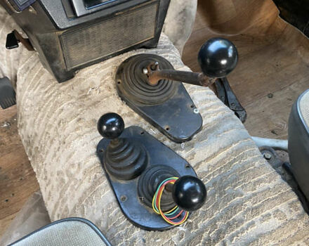 Бежевый ВАЗ 2121 Нива, объемом двигателя 1.57 л и пробегом 300 тыс. км за 1400 $, фото 12 на Automoto.ua