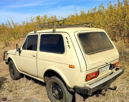 Бежевый ВАЗ 2121 Нива, объемом двигателя 1.6 л и пробегом 125 тыс. км за 1500 $, фото 2 на Automoto.ua