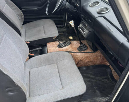 Бежевий ВАЗ 2121 Нива, об'ємом двигуна 1.6 л та пробігом 134 тис. км за 2200 $, фото 2 на Automoto.ua