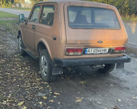 Бежевый ВАЗ 2121 Нива, объемом двигателя 1.6 л и пробегом 100 тыс. км за 2000 $, фото 1 на Automoto.ua