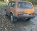 Бежевый ВАЗ 2121 Нива, объемом двигателя 1.6 л и пробегом 100 тыс. км за 2000 $, фото 1 на Automoto.ua