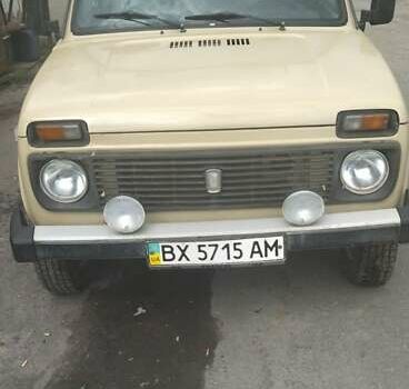 Бежевый ВАЗ 2121 Нива, объемом двигателя 1.6 л и пробегом 53 тыс. км за 2500 $, фото 3 на Automoto.ua