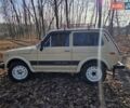 Бежевий ВАЗ 2121 Нива, об'ємом двигуна 1.57 л та пробігом 300 тис. км за 2500 $, фото 10 на Automoto.ua