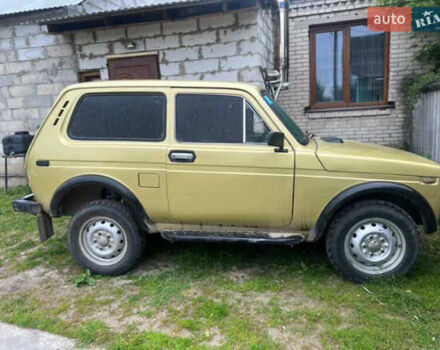 Бежевий ВАЗ 2121 Нива, об'ємом двигуна 1.45 л та пробігом 300 тис. км за 1300 $, фото 3 на Automoto.ua