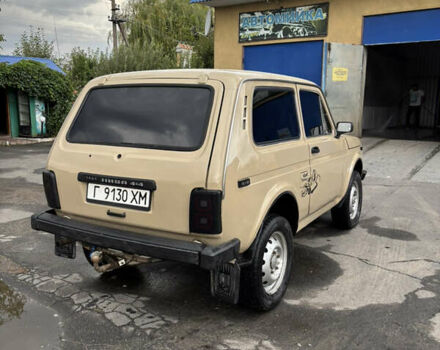 Бежевий ВАЗ 2121 Нива, об'ємом двигуна 1.6 л та пробігом 45 тис. км за 2555 $, фото 4 на Automoto.ua