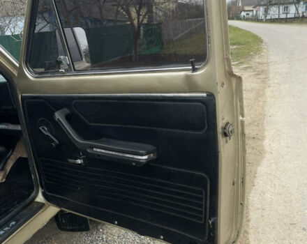 Бежевый ВАЗ 2121 Нива, объемом двигателя 1.6 л и пробегом 60 тыс. км за 2300 $, фото 7 на Automoto.ua