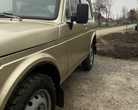 Бежевый ВАЗ 2121 Нива, объемом двигателя 1.6 л и пробегом 60 тыс. км за 2300 $, фото 6 на Automoto.ua