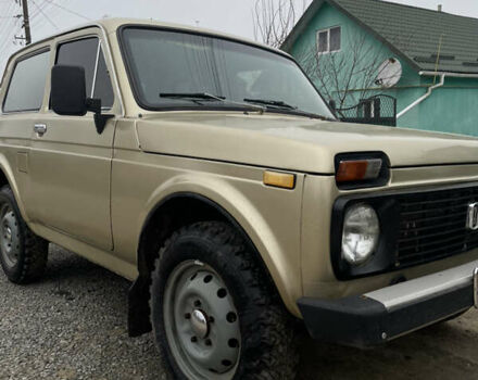 Бежевый ВАЗ 2121 Нива, объемом двигателя 1.6 л и пробегом 60 тыс. км за 2300 $, фото 2 на Automoto.ua