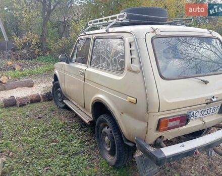 Бежевий ВАЗ 2121 Нива, об'ємом двигуна 1.57 л та пробігом 300 тис. км за 1300 $, фото 4 на Automoto.ua