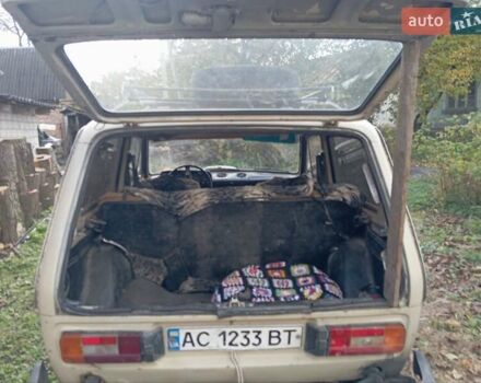 Бежевий ВАЗ 2121 Нива, об'ємом двигуна 1.57 л та пробігом 300 тис. км за 1300 $, фото 1 на Automoto.ua