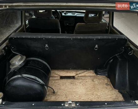 Бежевый ВАЗ 2121 Нива, объемом двигателя 1.6 л и пробегом 60 тыс. км за 2300 $, фото 4 на Automoto.ua