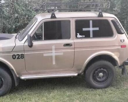Бежевий ВАЗ 2121 Нива, об'ємом двигуна 1.6 л та пробігом 1000 тис. км за 2100 $, фото 1 на Automoto.ua