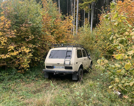 Бежевый ВАЗ 2121 Нива, объемом двигателя 1.57 л и пробегом 20 тыс. км за 3000 $, фото 10 на Automoto.ua