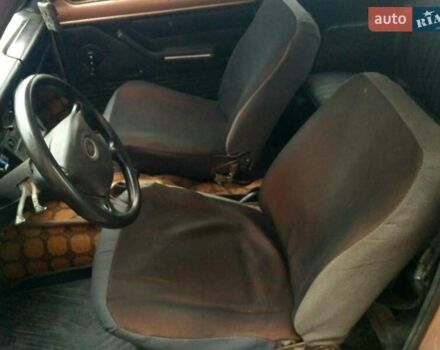 Бежевый ВАЗ 2121 Нива, объемом двигателя 1.57 л и пробегом 100 тыс. км за 2800 $, фото 5 на Automoto.ua