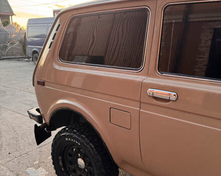 Бежевий ВАЗ 2121 Нива, об'ємом двигуна 1.6 л та пробігом 87 тис. км за 4200 $, фото 4 на Automoto.ua
