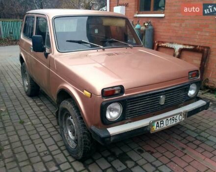 Бежевый ВАЗ 2121 Нива, объемом двигателя 1.57 л и пробегом 100 тыс. км за 2800 $, фото 1 на Automoto.ua
