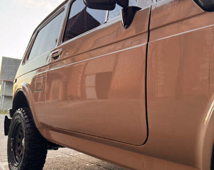 Бежевий ВАЗ 2121 Нива, об'ємом двигуна 1.6 л та пробігом 87 тис. км за 4200 $, фото 3 на Automoto.ua