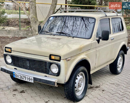 Бежевый ВАЗ 2121 Нива, объемом двигателя 1.6 л и пробегом 120 тыс. км за 1750 $, фото 1 на Automoto.ua