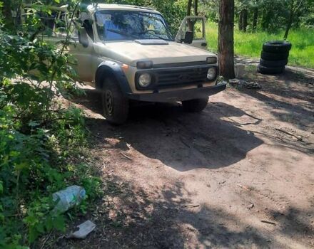 Бежевый ВАЗ 2121 Нива, объемом двигателя 1.9 л и пробегом 555 тыс. км за 4000 $, фото 23 на Automoto.ua