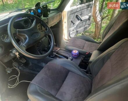 Бежевый ВАЗ 2121 Нива, объемом двигателя 1.9 л и пробегом 555 тыс. км за 4000 $, фото 19 на Automoto.ua