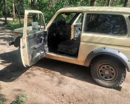 Бежевый ВАЗ 2121 Нива, объемом двигателя 1.9 л и пробегом 555 тыс. км за 4000 $, фото 20 на Automoto.ua