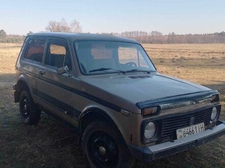 ВАЗ 2121 Нива 1981 у Червонограде на Automoto.ua Бежевий ВАЗ 2121 Нива, об'ємом двигуна 1.6 л та пробігом 131 тис. км за 1200 $, фото 1 на Automoto.ua