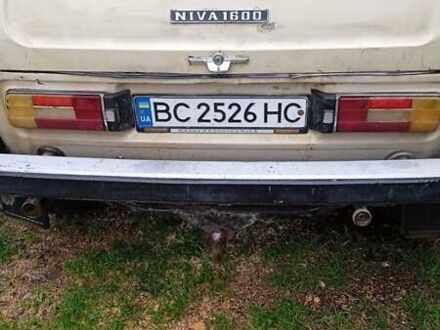 ВАЗ 2121 Нива 1981 у Бориславе на Automoto.ua Бежевий ВАЗ 2121 Нива, об'ємом двигуна 1.6 л та пробігом 100 тис. км за 1000 $, фото 1 на Automoto.ua