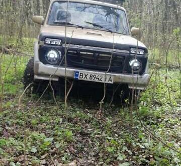 ВАЗ 2121 Нива 1982 у Хмельницькому на Automoto.ua Бежевий ВАЗ 2121 Нива, об'ємом двигуна 1.57 л та пробігом 150 тис. км за 1600 $, фото 1 на Automoto.ua
