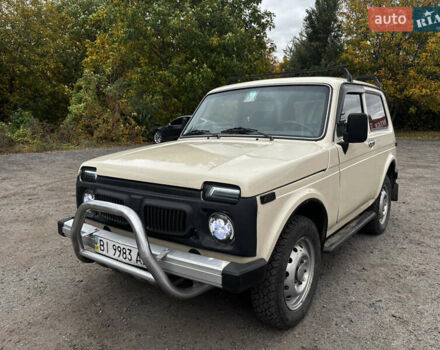 ВАЗ 2121 Нива 1984 в Полтаве на Automoto.ua Бежевый ВАЗ 2121 Нива, объемом двигателя 1.6 л и пробегом 64 тыс. км за 2550 $, фото 1 на Automoto.ua