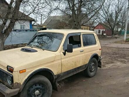 Бежевий ВАЗ 2121 Нива, об'ємом двигуна 1.6 л та пробігом 564 тис. км за 1200 $, фото 1 на Automoto.ua