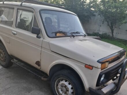ВАЗ 2121 1986 в Полтаве на Automoto.ua Бежевый ВАЗ 2121, объемом двигателя 1.6 л и пробегом 1 тыс. км за 1500 $, фото 1 на Automoto.ua