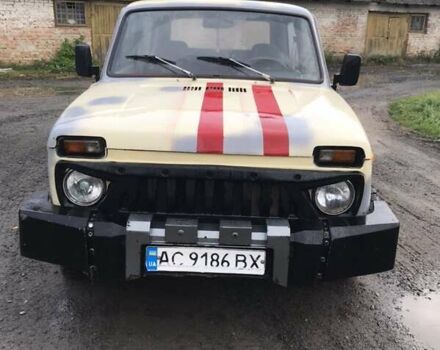 Бежевий ВАЗ 2121 Нива, об'ємом двигуна 1.57 л та пробігом 50 тис. км за 2500 $, фото 1 на Automoto.ua