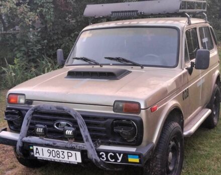 Бежевий ВАЗ 2121 Нива, об'ємом двигуна 1.6 л та пробігом 1000 тис. км за 2100 $, фото 1 на Automoto.ua