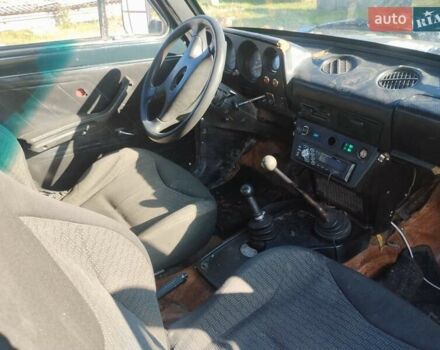 Чорний ВАЗ 2121 Нива, об'ємом двигуна 1.5 л та пробігом 55 тис. км за 2000 $, фото 6 на Automoto.ua
