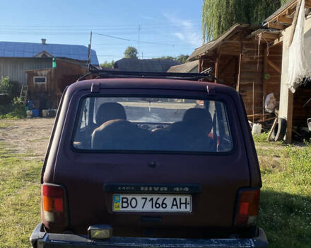 Чорний ВАЗ 2121 Нива, об'ємом двигуна 1.6 л та пробігом 72 тис. км за 1600 $, фото 4 на Automoto.ua