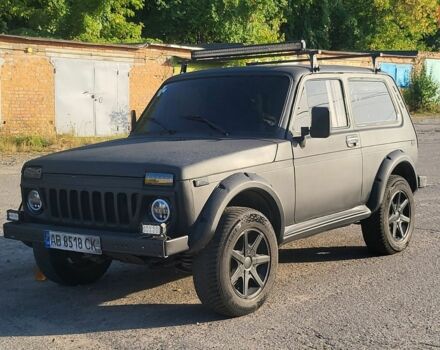 Черный ВАЗ 2121 Нива, объемом двигателя 1.6 л и пробегом 100 тыс. км за 3000 $, фото 1 на Automoto.ua