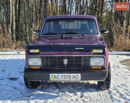 Фиолетовый ВАЗ 2121 Нива, объемом двигателя 1.6 л и пробегом 130 тыс. км за 2100 $, фото 3 на Automoto.ua