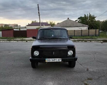Коричневий ВАЗ 2121 Нива, об'ємом двигуна 1.6 л та пробігом 200 тис. км за 1550 $, фото 1 на Automoto.ua