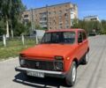 Красный ВАЗ 2121 Нива, объемом двигателя 0 л и пробегом 200 тыс. км за 1100 $, фото 1 на Automoto.ua