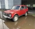 Червоний ВАЗ 2121, об'ємом двигуна 1.7 л та пробігом 100 тис. км за 2000 $, фото 1 на Automoto.ua