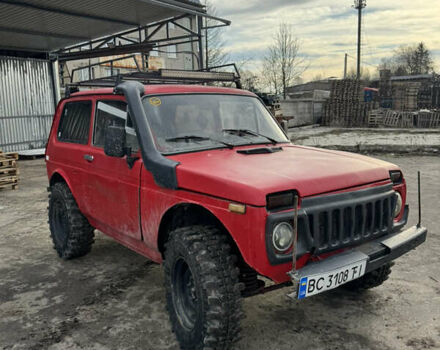 Красный ВАЗ 2121 Нива, объемом двигателя 1.7 л и пробегом 100 тыс. км за 2100 $, фото 4 на Automoto.ua