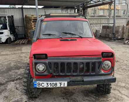 Красный ВАЗ 2121 Нива, объемом двигателя 1.7 л и пробегом 100 тыс. км за 2100 $, фото 3 на Automoto.ua