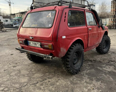 Красный ВАЗ 2121 Нива, объемом двигателя 1.7 л и пробегом 100 тыс. км за 2100 $, фото 6 на Automoto.ua
