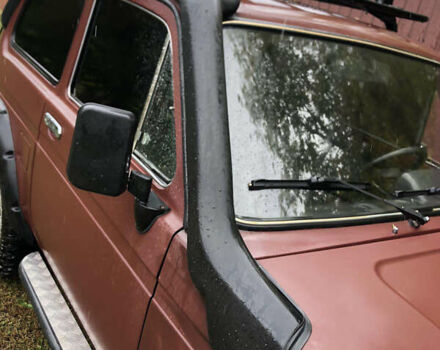 ВАЗ 2121 Нива 1979 в Шишаках на Automoto.ua Красный ВАЗ 2121 Нива, объемом двигателя 1.57 л и пробегом 53 тыс. км за 2750 $, фото 17 на Automoto.ua