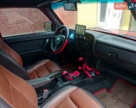 Красный ВАЗ 2121 Нива, объемом двигателя 1.7 л и пробегом 20 тыс. км за 5500 $, фото 7 на Automoto.ua